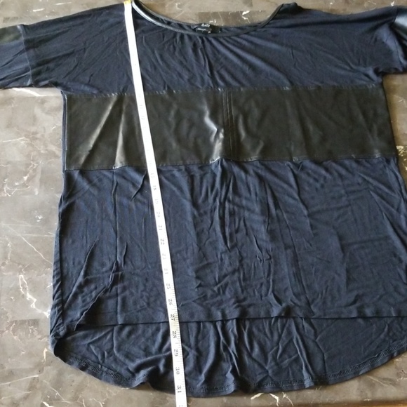 Rain faux leather black tunic L - Picture 6 of 6